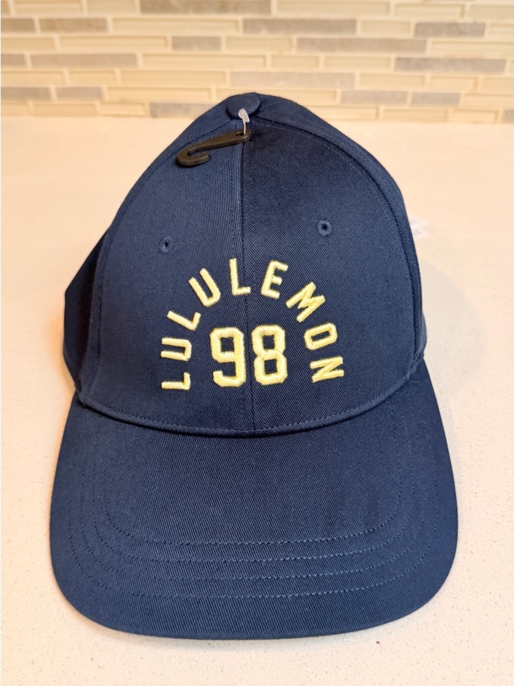 UNISEX lululemon athletica Navy Cap with Yellow '98' Embroidery